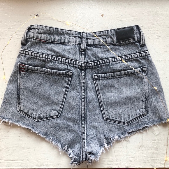 BDG HIGH RISE SHORTS - Picture 2 of 3